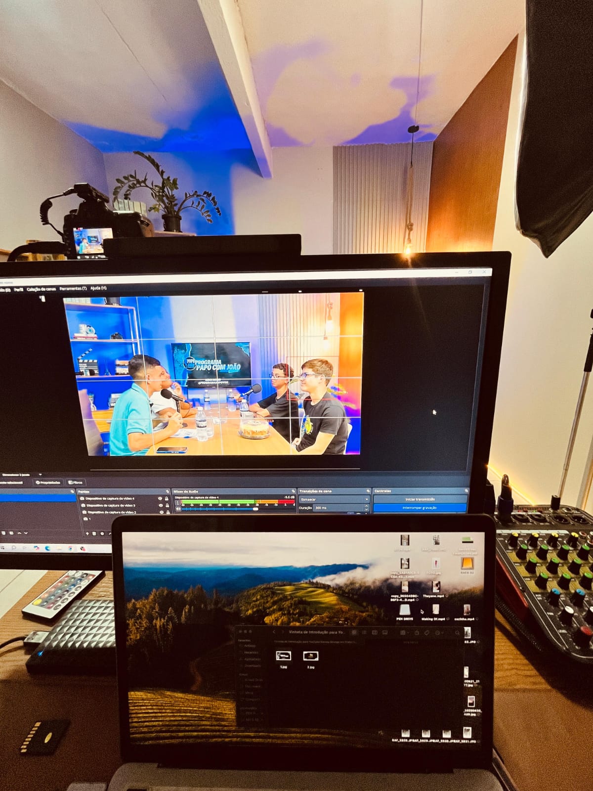 Bastidores do estúdio do Programa Papo com João